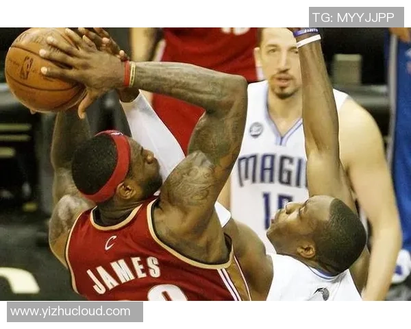 2009年NBA季后赛魔术与骑士第六场精彩集锦回顾与分析 2009年NBA季后赛魔术与骑士第六场精彩集锦回顾与分析